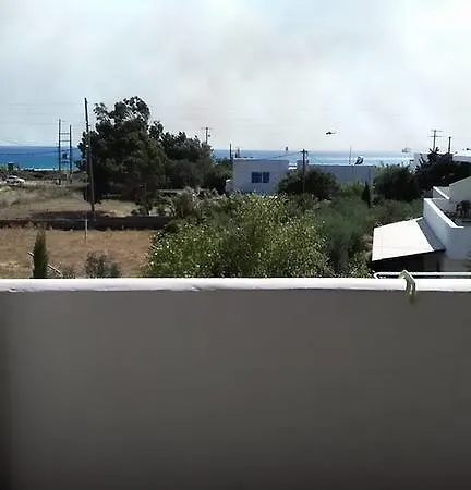 아파트 γκαρσονιέρα *